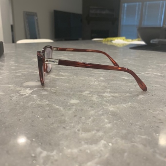 Vera Wang Cat Eyeglasses - Picture 6 of 7